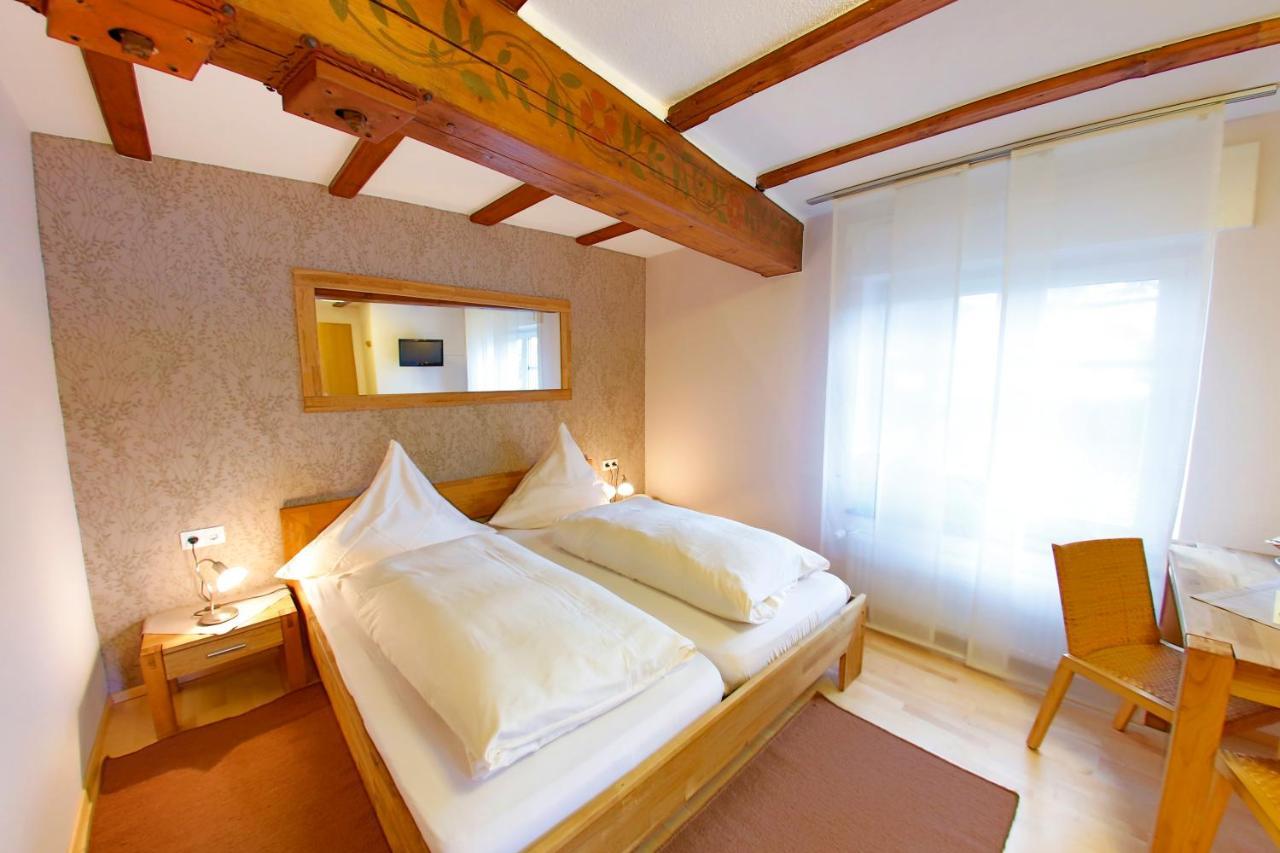Gasthof Zum Goldenen Kreuz Wilhelmsdorf  Extérieur photo
