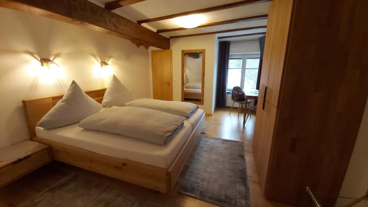 Gasthof Zum Goldenen Kreuz Wilhelmsdorf  Extérieur photo